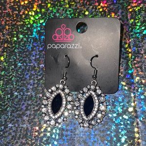 Earrings with blue stone